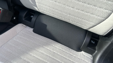 Land Rover Discovery Sport 2.0 D200 Dynamic SE 5dr Auto [7 Seat] Diesel Station Wagon